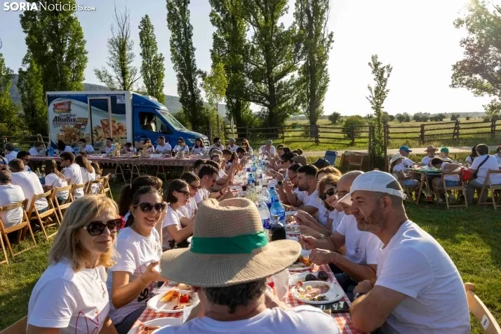 Merienda de la 'Compra' 2025./ Viksar Fotografía