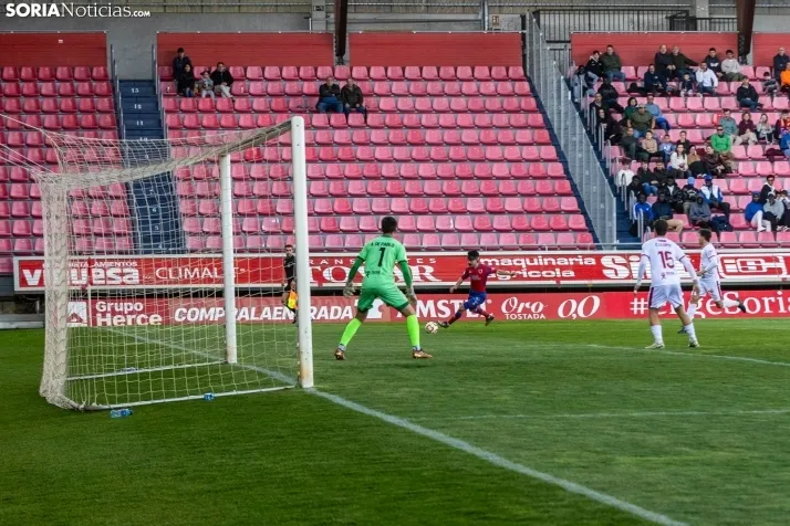 Numancia vs Real Ávila./ Viksar Fotografía