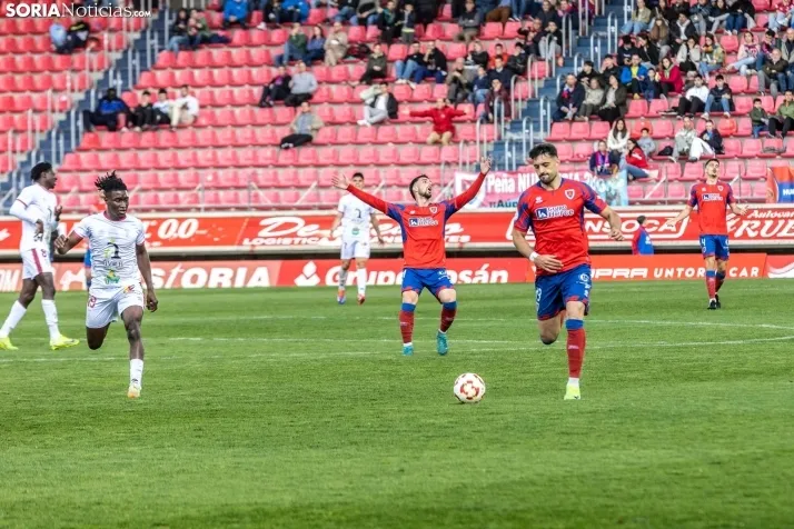 Numancia vs Real Ávila./ Viksar Fotografía