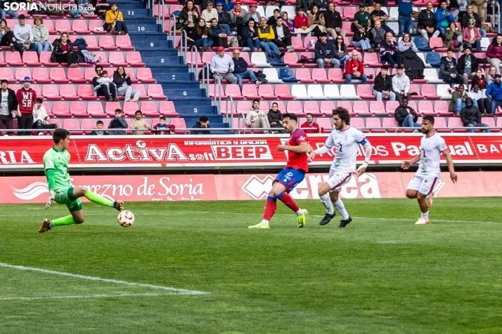Numancia vs Real Ávila./ Viksar Fotografía