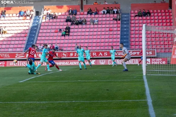 Numancia vs Sámano./ Viksar Fotografía