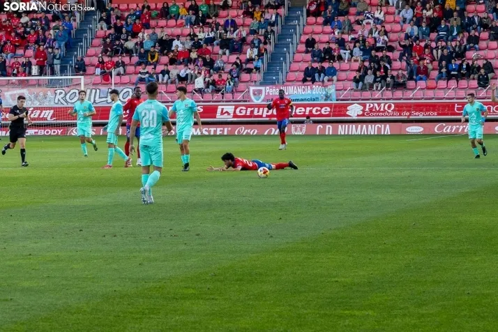 Numancia vs Sámano./ Viksar Fotografía