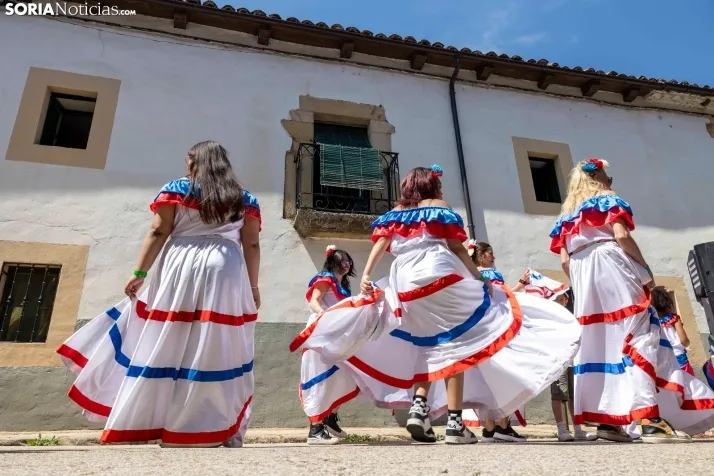 Fotos: El Royo viaja al pasado con sus Jornadas de los Indianos