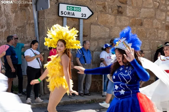 Fotos: El Royo viaja al pasado con sus Jornadas de los Indianos