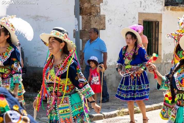 Fotos: El Royo viaja al pasado con sus Jornadas de los Indianos