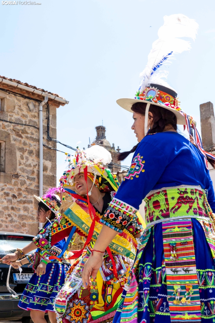 Fotos: El Royo viaja al pasado con sus Jornadas de los Indianos