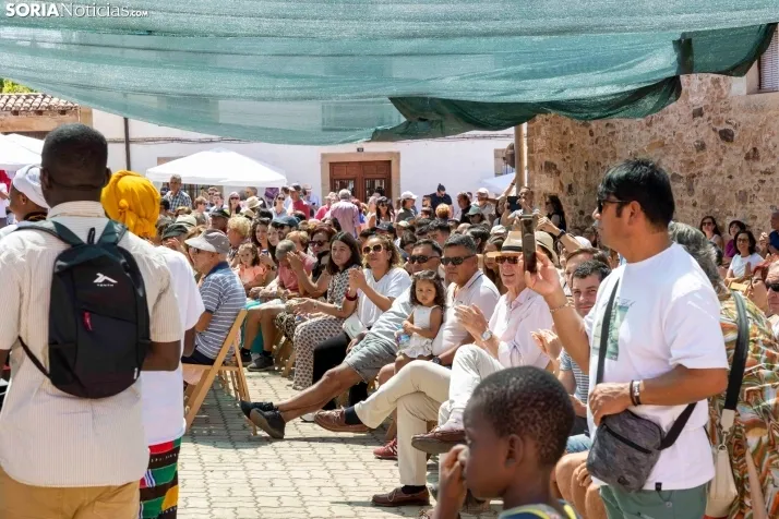 Fotos: El Royo viaja al pasado con sus Jornadas de los Indianos