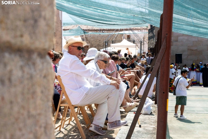 Fotos: El Royo viaja al pasado con sus Jornadas de los Indianos