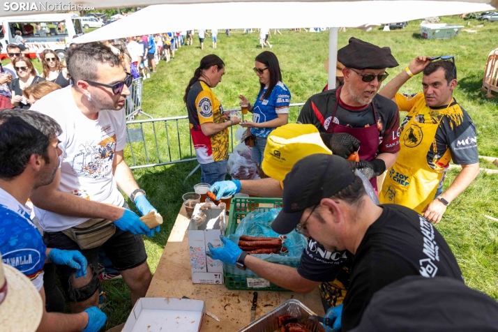 Desencajonamiento en Valonsadero 2025./ Viksar Fotografía