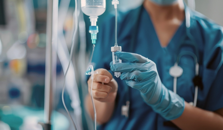 La Junta adjudica por 540.000 euros el suministro de material intravenoso para Soria