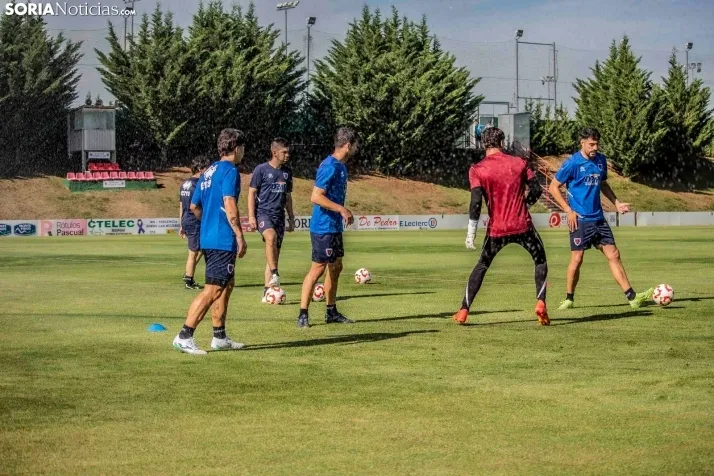 En im&aacute;genes: El Numancia completa su primer entrenamiento de pretemporada
