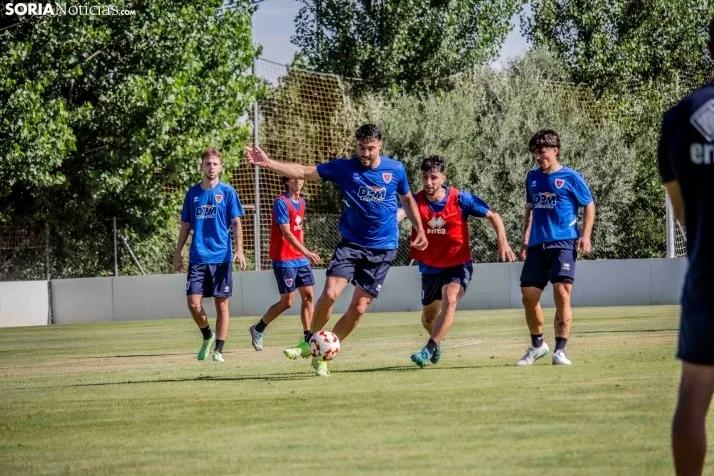 En im&aacute;genes: El Numancia completa su primer entrenamiento de pretemporada
