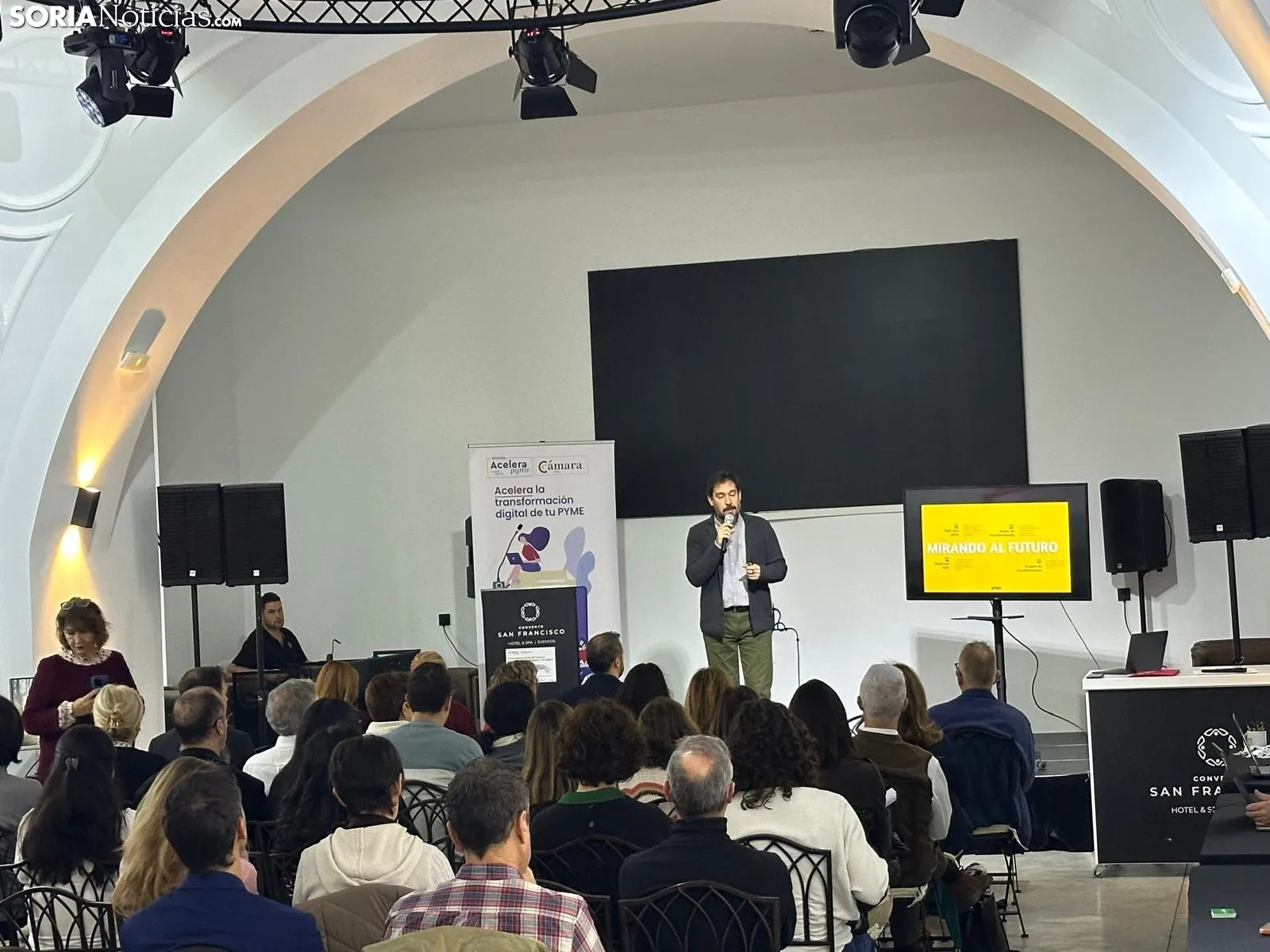 Foto 2 - La C&aacute;mara analiza los retos digitales de las empresas para 2026, con la IA en el punto de mira