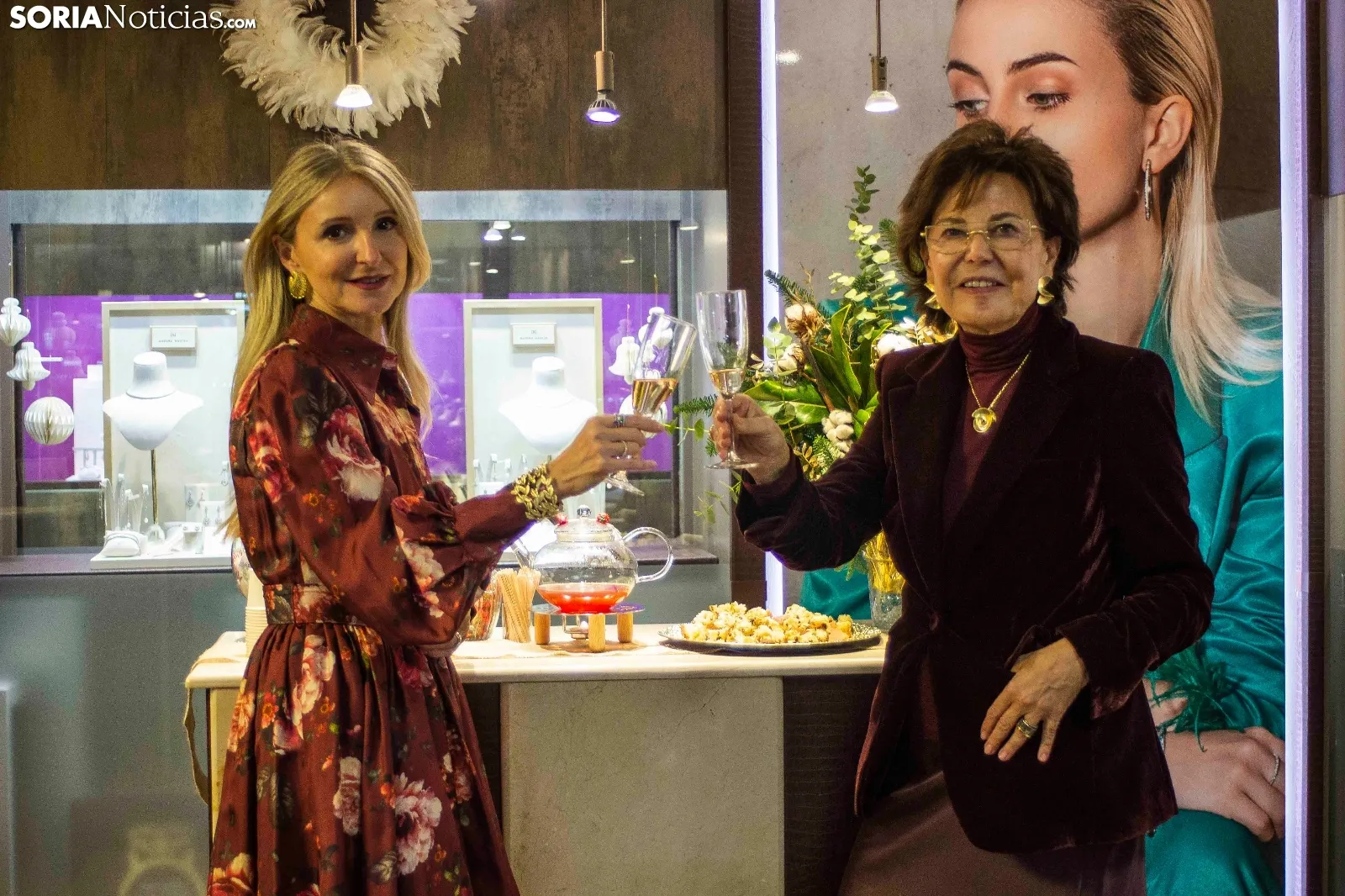 Foto 9 - Monreal da el pistoletazo a la Navidad con la primera colecci&oacute;n de Marina Garc&iacute;a para el hombre soriano