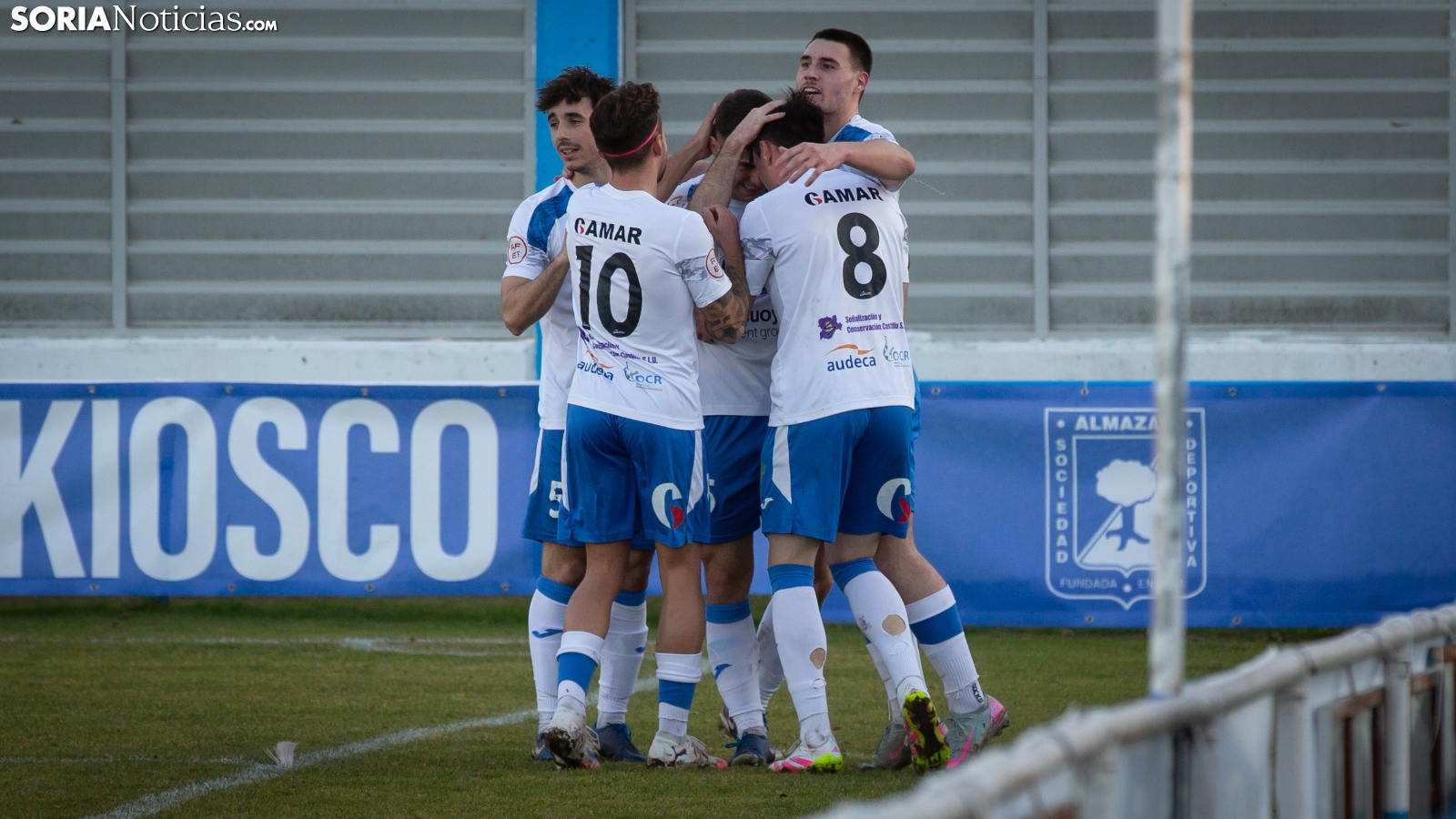 EN FOTOS | La Arboleda vibra con el duelo entre el Almazán y los líderes