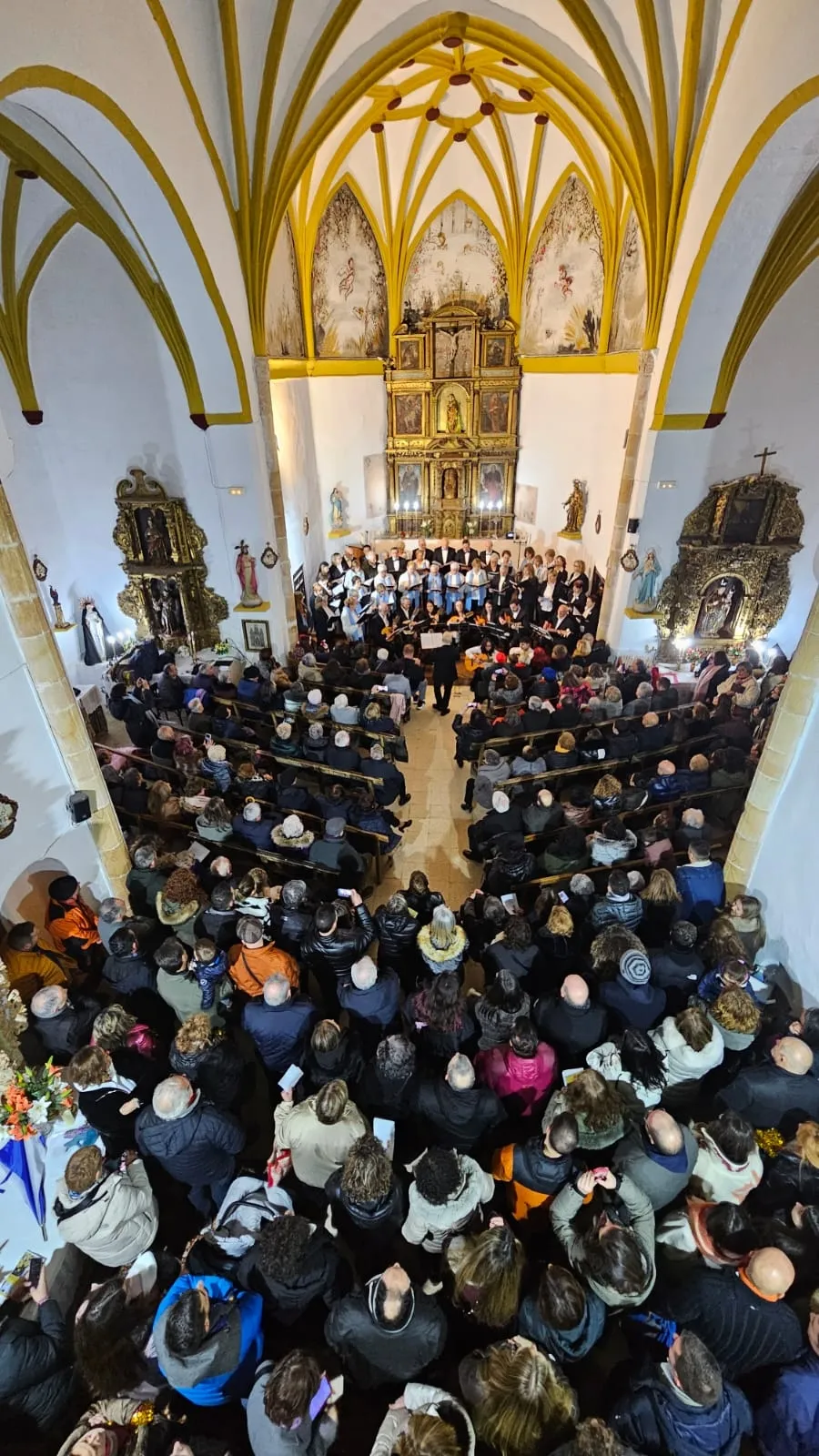 Foto 7 - Este pueblo de Soria de 13 vecinos multiplica por 40 su poblaci&oacute;n gracias a un Encuentro de Villancicos