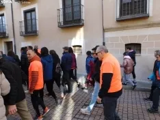 Foto 21 - Galer&iacute;a y cr&oacute;nica | El Burgo se viste de naranja para luchar contra el c&aacute;ncer