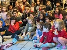 Foto 13 - La Navidad se apodera del E. Leclerc con un elfo que ha desatado las risas de los peque&ntilde;os