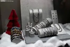 Foto 8 - Monreal da el pistoletazo a la Navidad con la primera colecci&oacute;n de Marina Garc&iacute;a para el hombre soriano