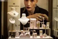 Foto 15 - Monreal da el pistoletazo a la Navidad con la primera colecci&oacute;n de Marina Garc&iacute;a para el hombre soriano