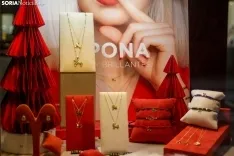 Foto 32 - Monreal da el pistoletazo a la Navidad con la primera colecci&oacute;n de Marina Garc&iacute;a para el hombre soriano
