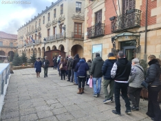 Foto 3 - El Ayuntamiento de Soria reparte gratuitamente los calendarios municipales: &iquest;C&oacute;mo conseguirlos?