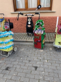 Foto 6 - &iquest;Cu&aacute;l es el carrito de la compra m&aacute;s original? Este pueblo de Soria tira de imaginaci&oacute;n para buscar el suyo