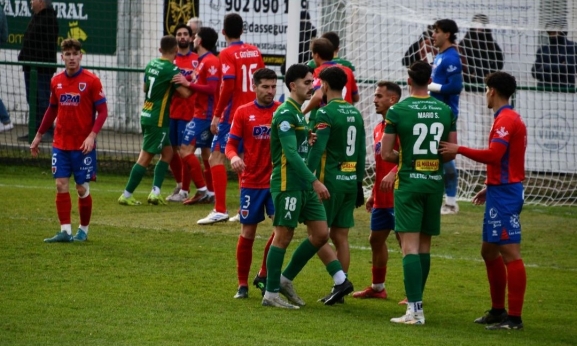 Astorga 1-0 Numancia: Descalabro rojillo en un partido que ha sido un fiel reflejo del 2025
