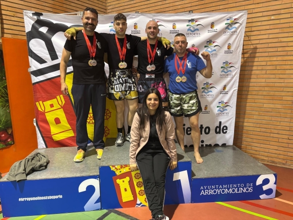 Diez medallas para el kickboxing soriano en el Campeonato de Navidad