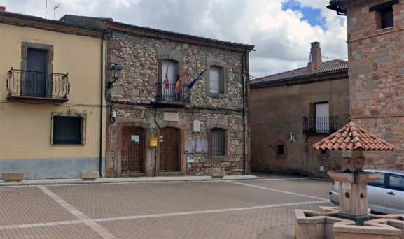 El Ayuntamiento de Liceras oferta el arrendamiento de una vivienda municipal y bonifica la llegada de familias con niños