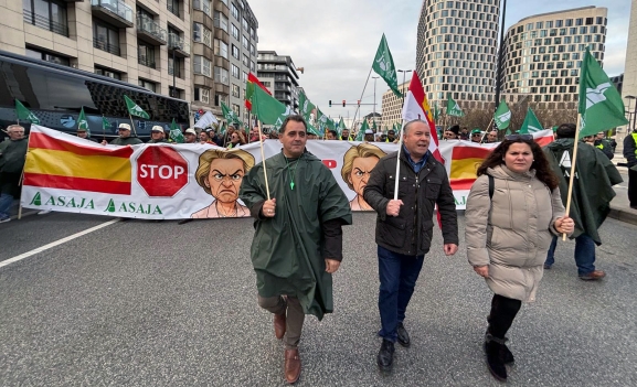 ASAJA Soria se manifiesta en Bruselas contra el recorte de la PAC