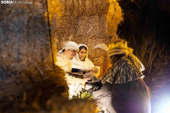 GALERÍA | Oncala y su Belén Viviente pintan de Navidad las Tierras Altas