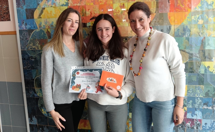Irene Alonso del IES Castilla gana el concurso de postales de CSIF