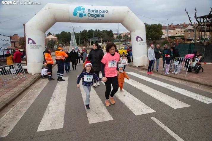 Carrera de Papa Noel en Camaretas 2025