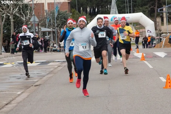 Carrera de Papa Noel en Camaretas 2025