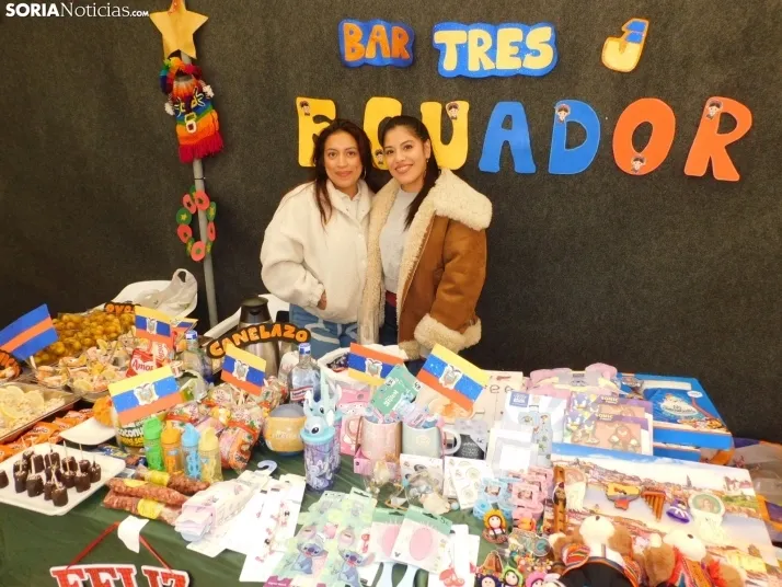 En im&aacute;genes: El esp&iacute;ritu navide&ntilde;o se apodera de Almaz&aacute;n con un mercadillo, concier