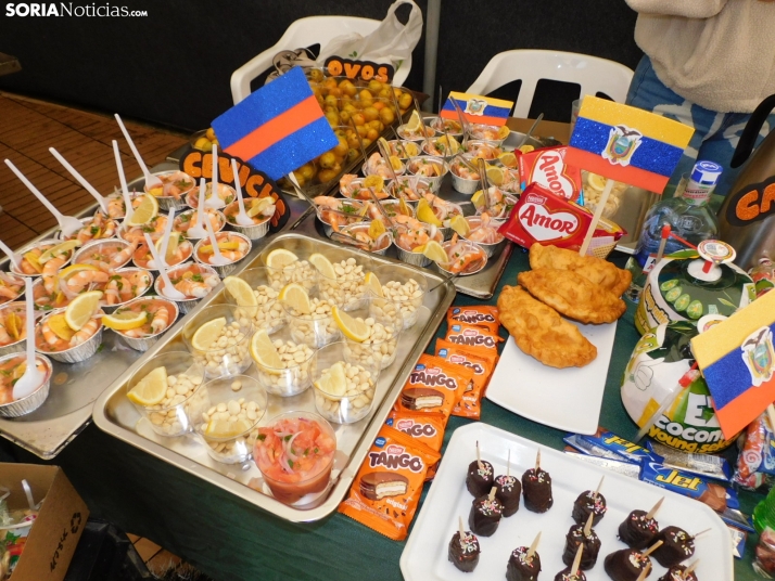 En im&aacute;genes: El esp&iacute;ritu navide&ntilde;o se apodera de Almaz&aacute;n con un mercadillo, concier