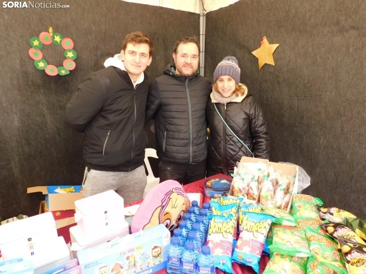 En im&aacute;genes: El esp&iacute;ritu navide&ntilde;o se apodera de Almaz&aacute;n con un mercadillo, concier