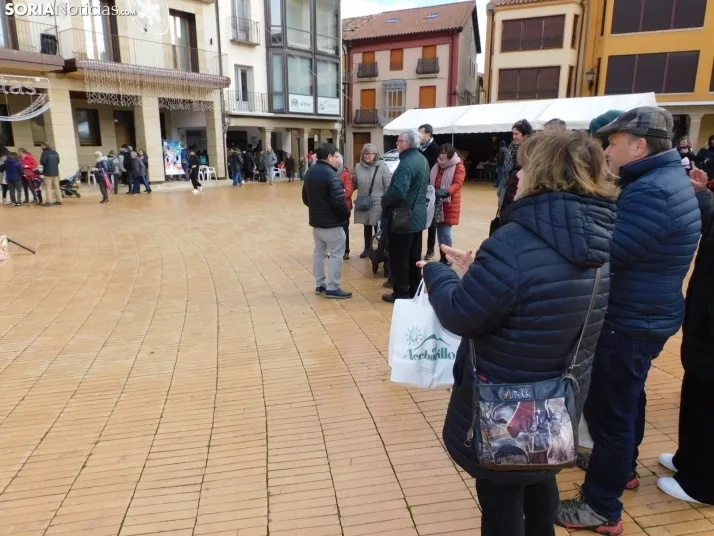 En im&aacute;genes: El esp&iacute;ritu navide&ntilde;o se apodera de Almaz&aacute;n con un mercadillo, concier