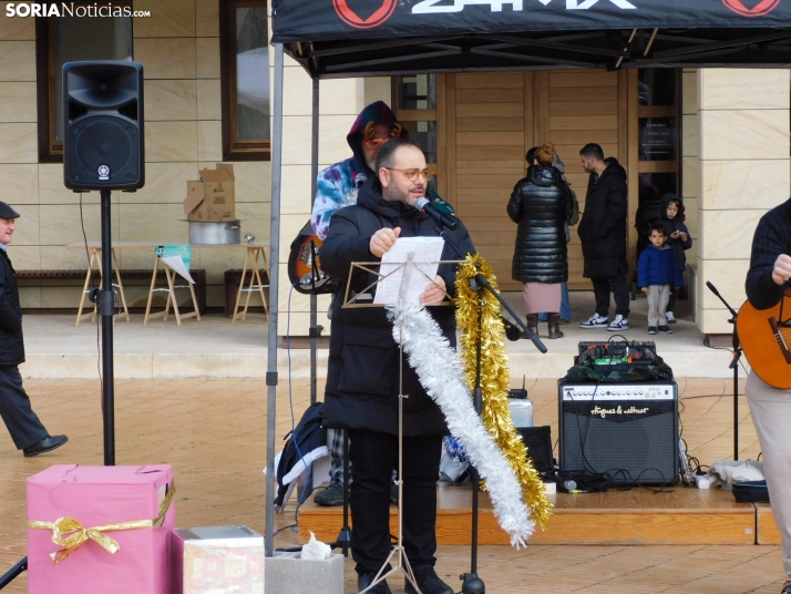 En im&aacute;genes: El esp&iacute;ritu navide&ntilde;o se apodera de Almaz&aacute;n con un mercadillo, concier