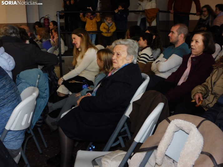 En im&aacute;genes: El Coro infantil de Duruelo y la Ronda unen sus voces e instrumentos en un concierto navid