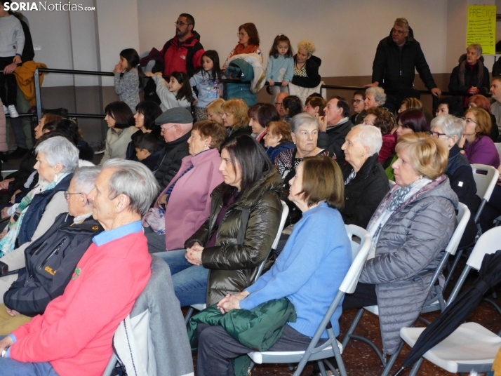 En im&aacute;genes: El Coro infantil de Duruelo y la Ronda unen sus voces e instrumentos en un concierto navid