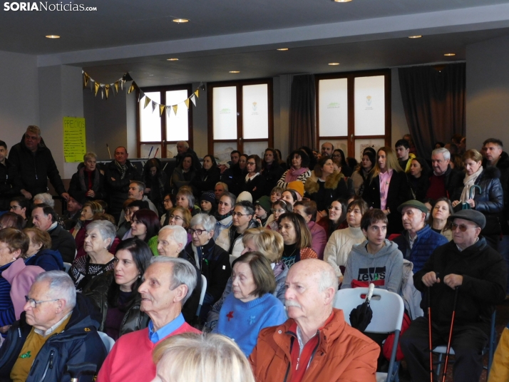 En im&aacute;genes: El Coro infantil de Duruelo y la Ronda unen sus voces e instrumentos en un concierto navid