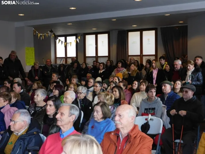 En im&aacute;genes: El Coro infantil de Duruelo y la Ronda unen sus voces e instrumentos en un concierto navid