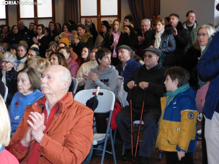 En im&aacute;genes: El Coro infantil de Duruelo y la Ronda unen sus voces e instrumentos en un concierto navid