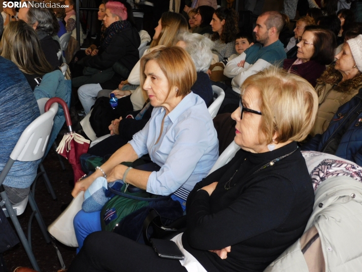 En im&aacute;genes: El Coro infantil de Duruelo y la Ronda unen sus voces e instrumentos en un concierto navid
