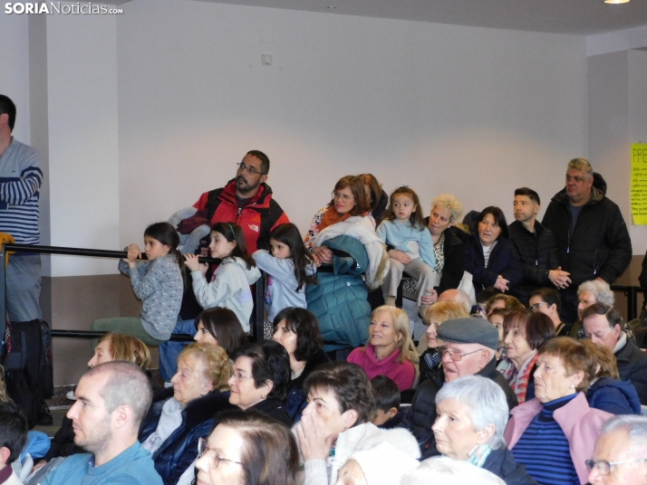 En im&aacute;genes: El Coro infantil de Duruelo y la Ronda unen sus voces e instrumentos en un concierto navid
