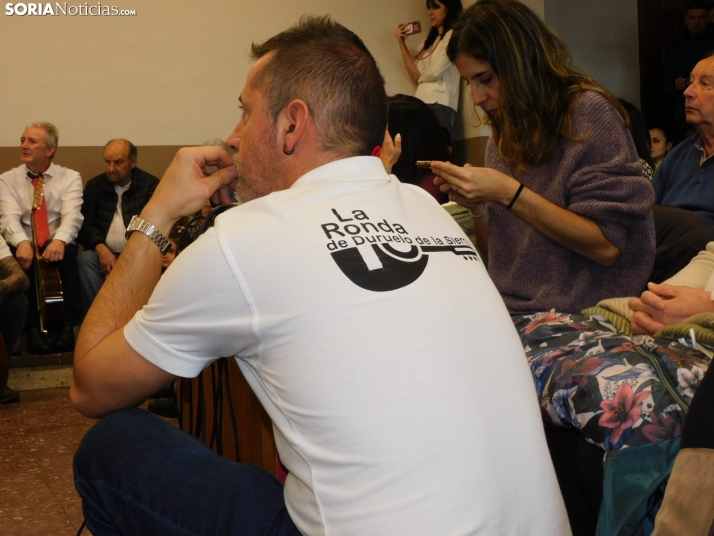 En im&aacute;genes: El Coro infantil de Duruelo y la Ronda unen sus voces e instrumentos en un concierto navid