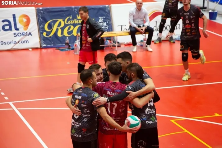 Lluvia de peluches del Santo Domingo Sporting 2025