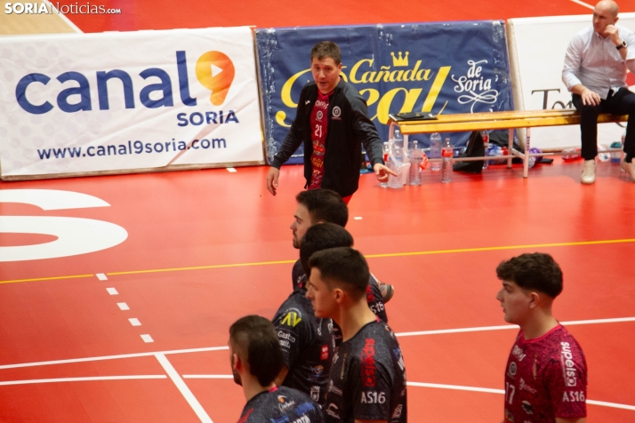 Lluvia de peluches del Santo Domingo Sporting 2025